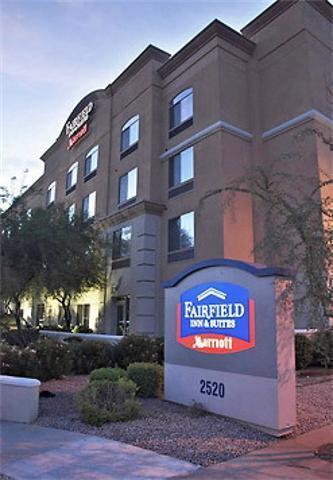 Fairfield Inn & Suites Phoenix Midtown Exterior photo